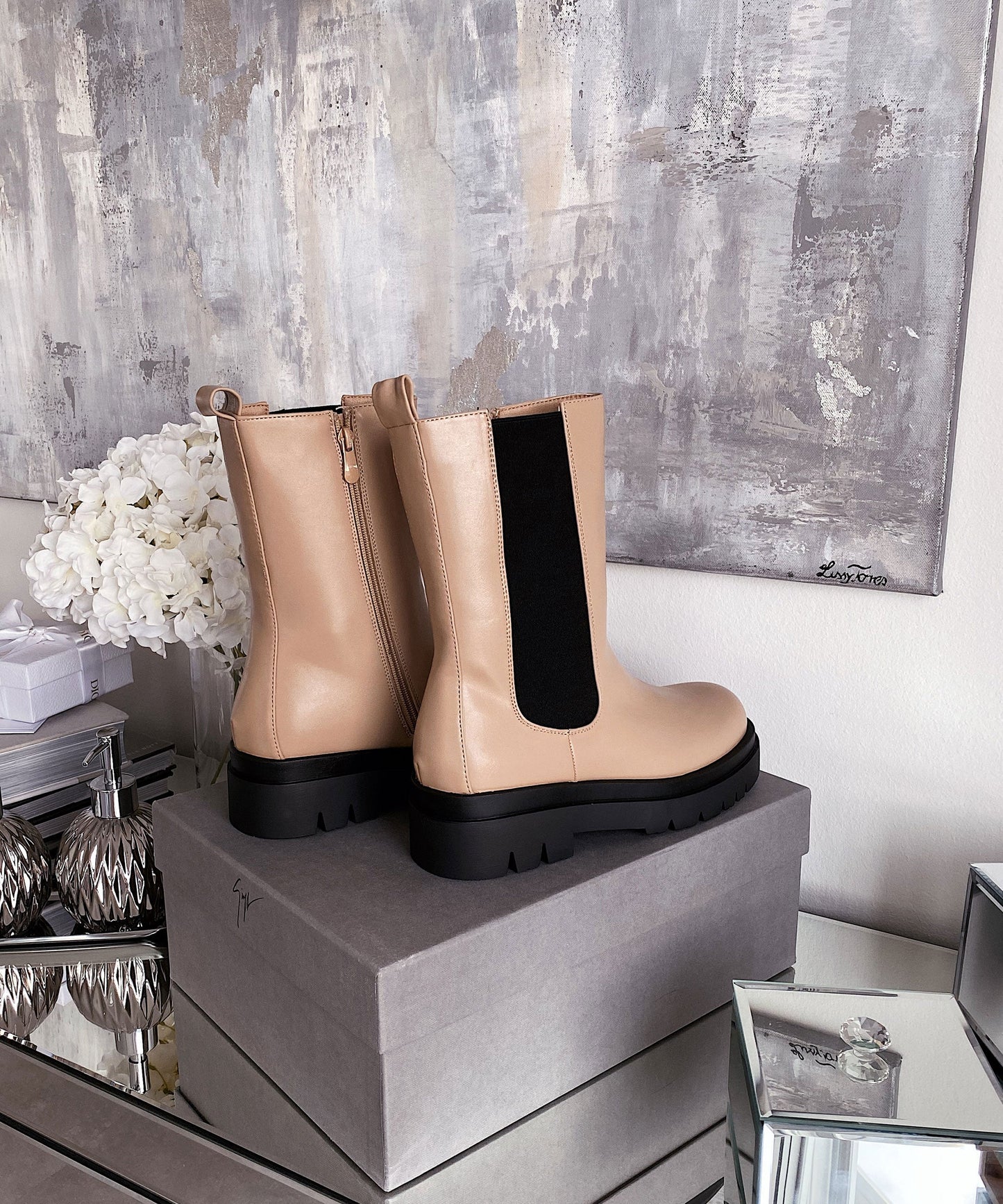 HERA Boots Long Camel