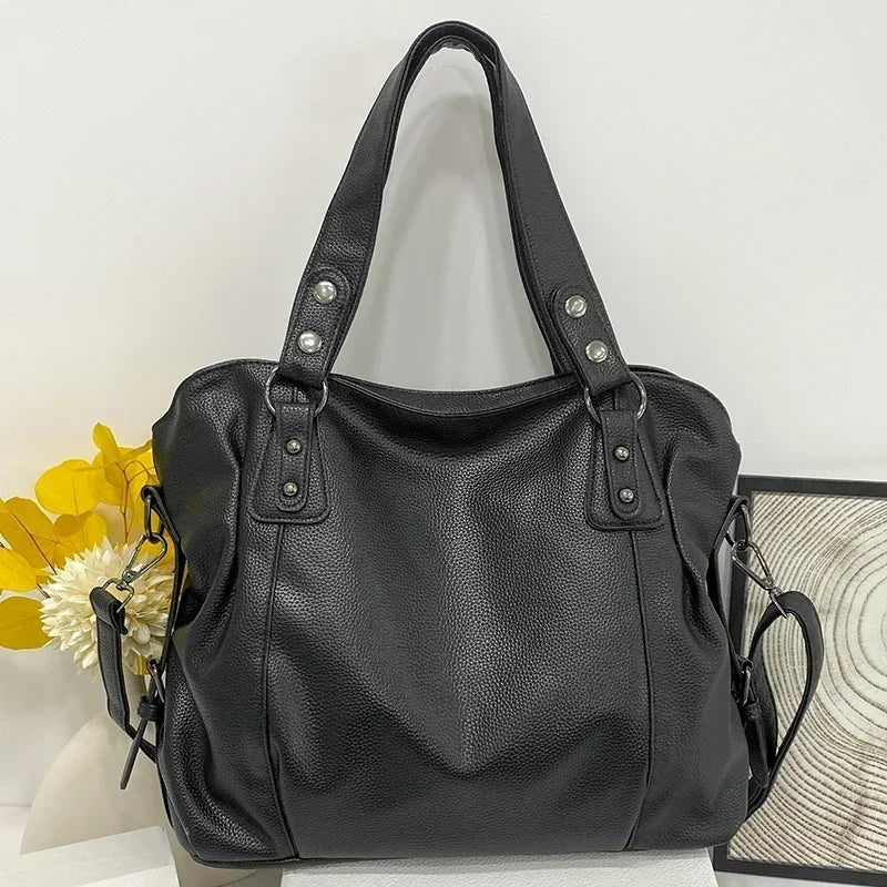 HERA – Hobo-Schultertasche aus Leder für Damen