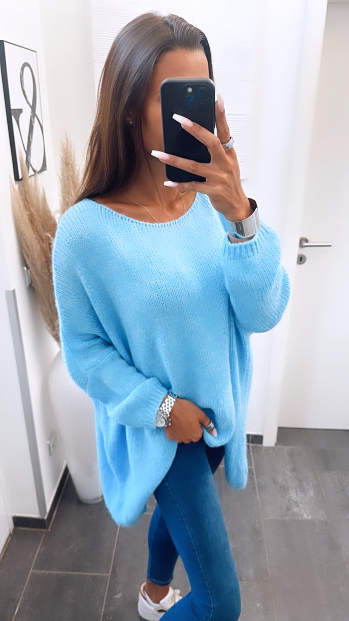 HERA Strick Pullover mit Vokuhila Schnitt / hell blau Art. 7015