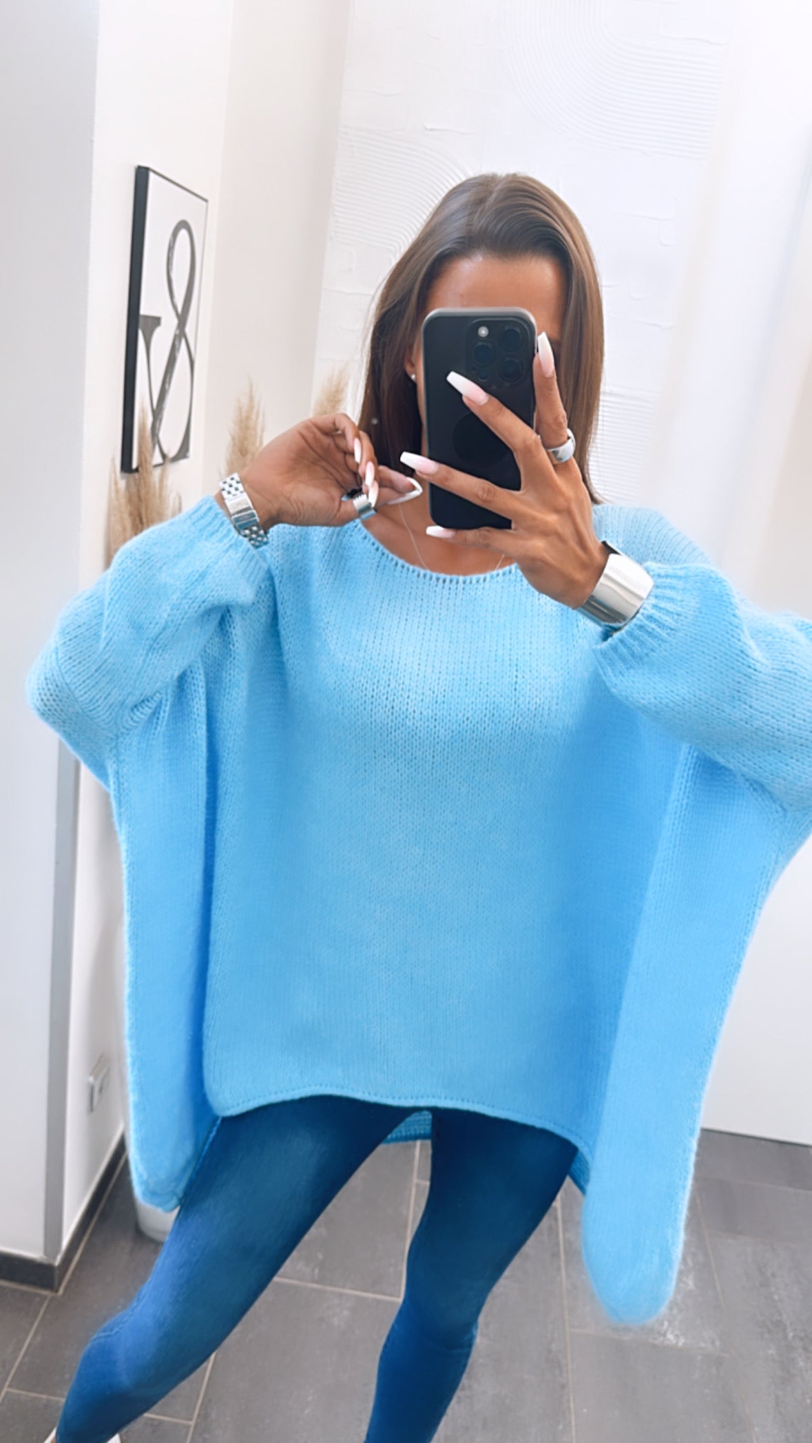 HERA Strick Pullover mit Vokuhila Schnitt / hell blau Art. 7015