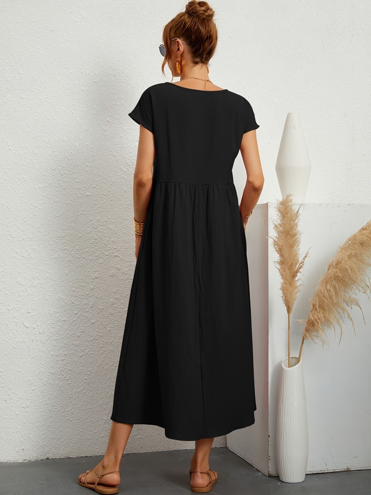 HERA Camille | Kleid mit Rundhalsausschnitt