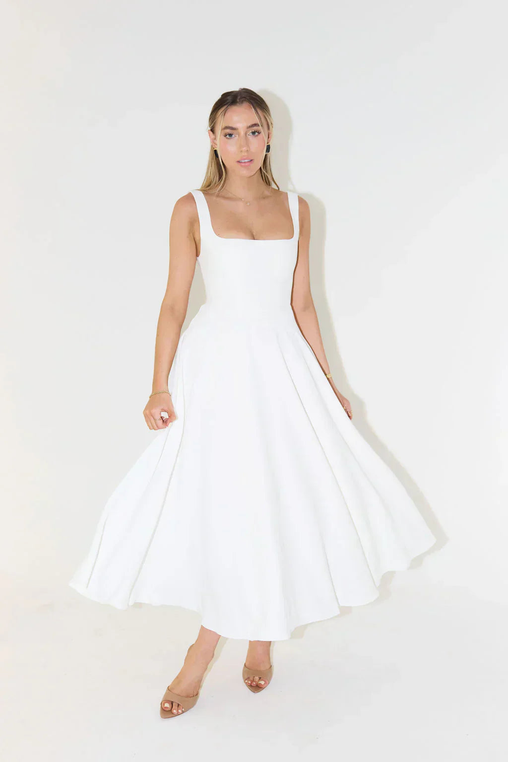 HERA Midi-Kleid mit Hoher Taille und Quadrat-Ausschnitt