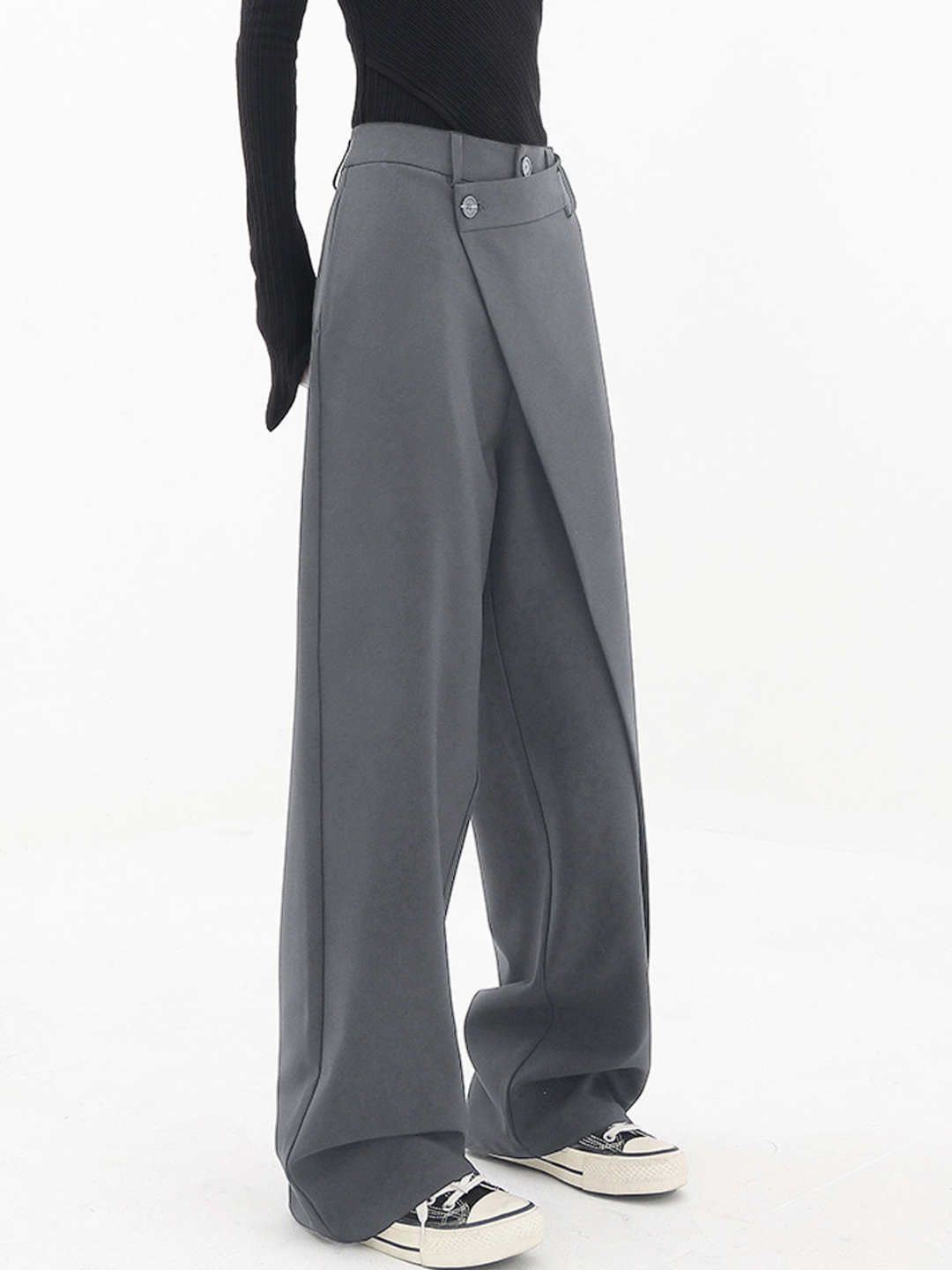 HERA ASYMMETRISCHE BAGGY-HOSE