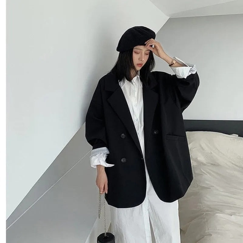 HERA Eleganz: Vielfarbige Oversize-Blazer für Stil und Komfort