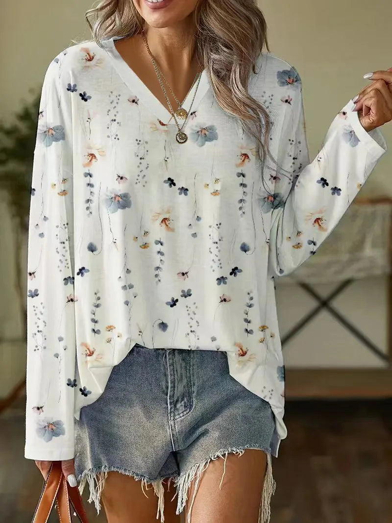 HERA Blumenbluse | Moderne Frühlingsbluse mit V-Ausschnitt und Blumenmuster