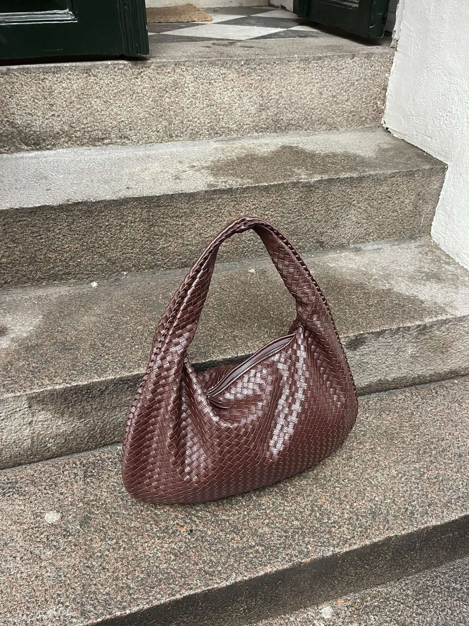 HERA - Vintage Umhängetasche damen | Geflochtene Handtasche mit Reißverschluss im Sale