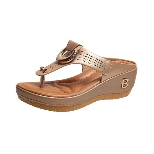 HERA - Sommer-Sandalen mit Keilabsatz und Zehenöffnung